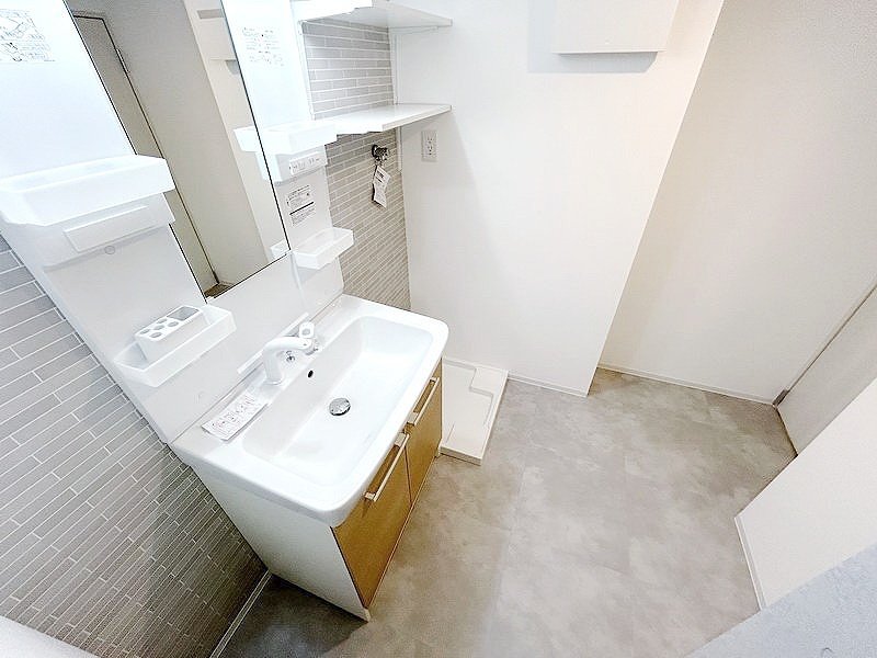 お部屋探しは株式会社 タウンハウジング までお気軽にお問合せ下さい。
クレジットカード決済・首都圏を中心直営143店舗 仲介件数全国2位の豊富な実績!諸費用・審査等・何でもご相談下さい。