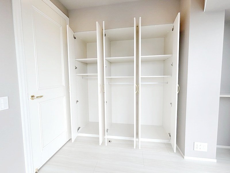 お部屋探しは株式会社 タウンハウジング までお気軽にお問合せ下さい。
クレジットカード決済・首都圏を中心直営143店舗 仲介件数全国2位の豊富な実績!諸費用・審査等・何でもご相談下さい。