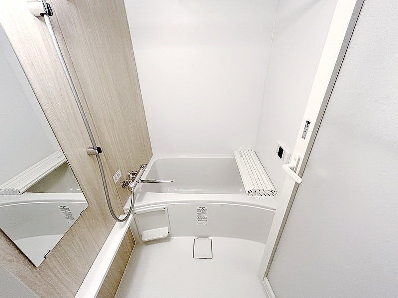 お部屋探しは株式会社 タウンハウジング までお気軽にお問合せ下さい。
クレジットカード決済・首都圏を中心直営143店舗 仲介件数全国2位の豊富な実績!諸費用・審査等・何でもご相談下さい。