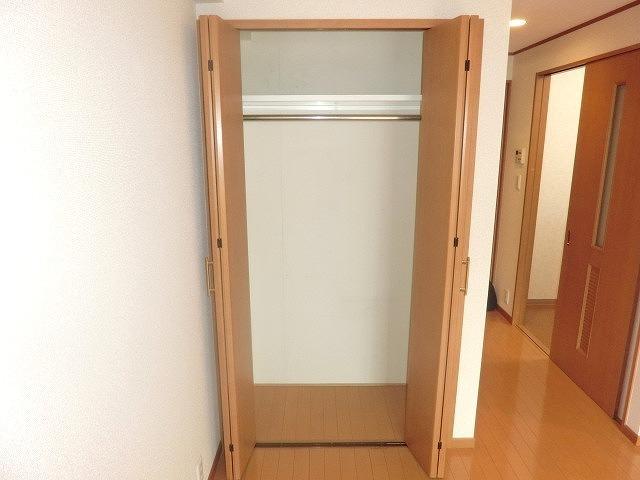 お部屋探しは株式会社 タウンハウジング までお気軽にお問合せ下さい。
クレジットカード決済・首都圏を中心直営143店舗 仲介件数全国2位の豊富な実績!諸費用・審査等・何でもご相談下さい。