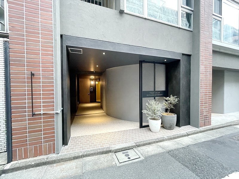 お問合せは(株)タウンハウジングレジデンス事業部【03-5563-9055】までお気軽にお問合せ下さい。