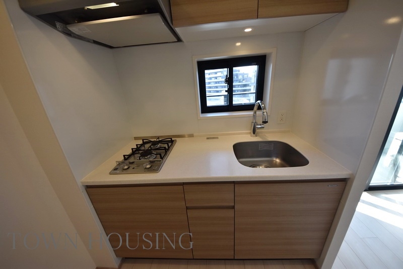 タウンハウジングレジデンス事業部 恵比寿店・赤坂店までお問合せ下さい。