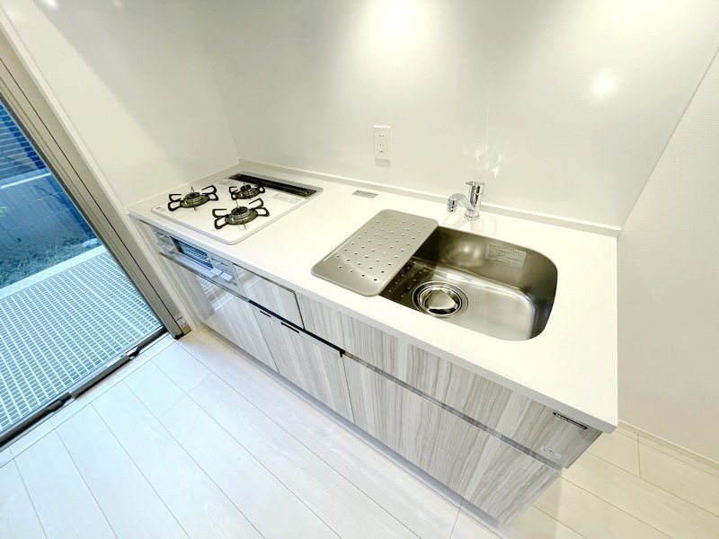 お部屋探しは株式会社 タウンハウジング までお気軽にお問合せ下さい。
クレジットカード決済・首都圏を中心直営143店舗 仲介件数全国2位の豊富な実績!諸費用・審査等・何でもご相談下さい。