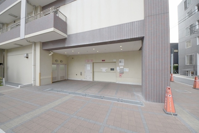 部屋探しは株式会社 タウンハウジング までお気軽にお問合せ下さい。
クレジットカード決済・首都圏を中心直営143店舗 仲介件数全国2位の豊富な実績!諸費用・審査等・何でもご相談下さい。