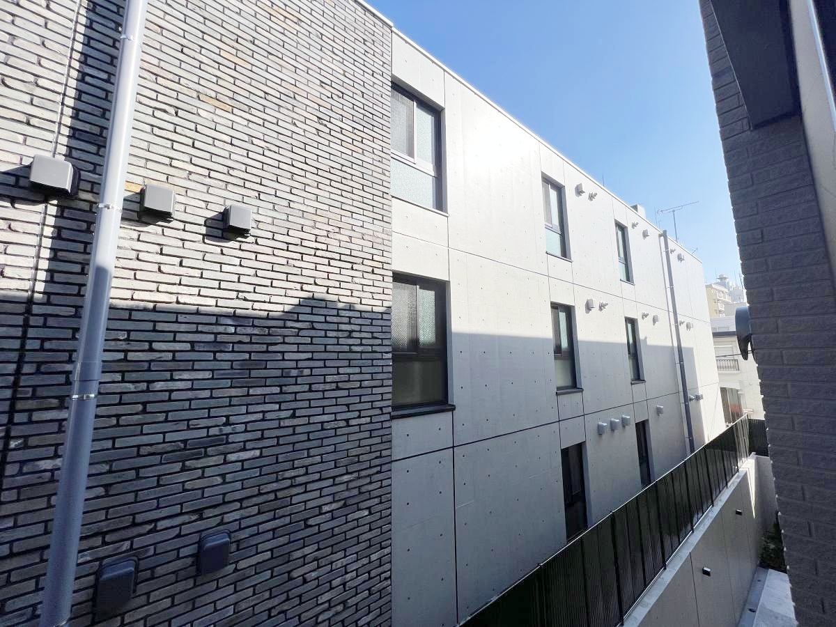 お部屋探しは株式会社 タウンハウジング までお気軽にお問合せ下さい。
クレジットカード決済・首都圏を中心直営143店舗 仲介件数全国2位の豊富な実績!諸費用・審査等・何でもご相談下さい。