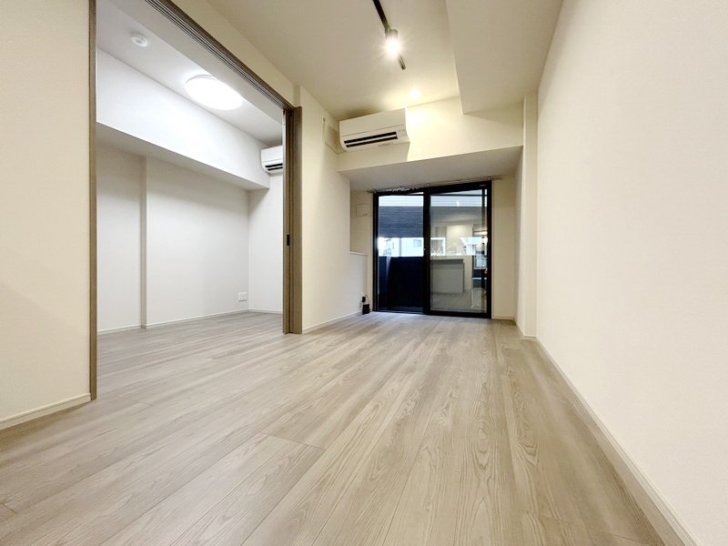 お部屋探しは株式会社 タウンハウジング までお気軽にお問合せ下さい。
クレジットカード決済・首都圏を中心直営143店舗 仲介件数全国2位の豊富な実績!諸費用・審査等・何でもご相談下さい。